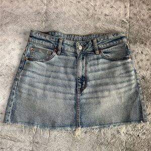 American Eagle 90’s High Rise Denim Mini Skirt